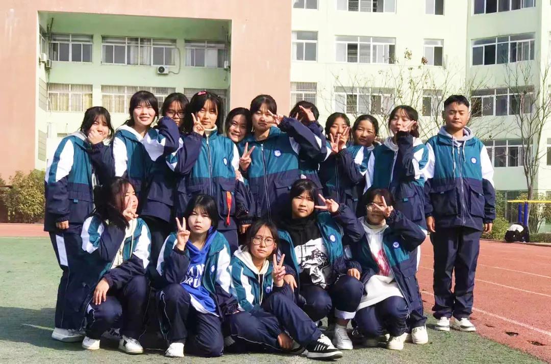 谢谢你们让我改变了自己 谢谢你们让我改变了自己