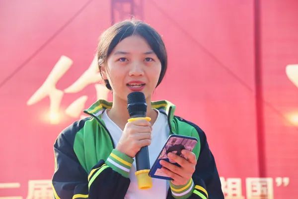 【感恩教育】心怀感恩,点燃梦想———合肥腾飞学校感恩教育大会 【感恩教育】心怀感恩,点燃梦想———合肥腾飞学校感恩教育大会